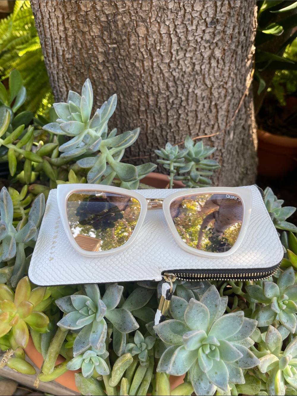 Quay Australia White Frame Mirrored Lens Cat-Eye Sunglasses